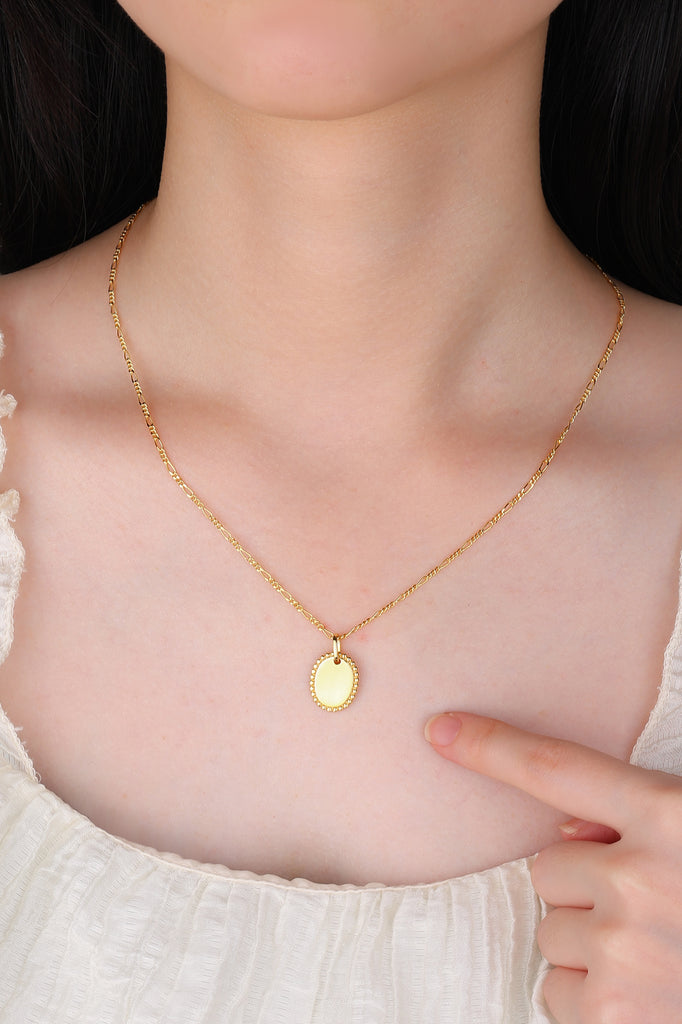 Zilveren collier met ovale hanger goldplated