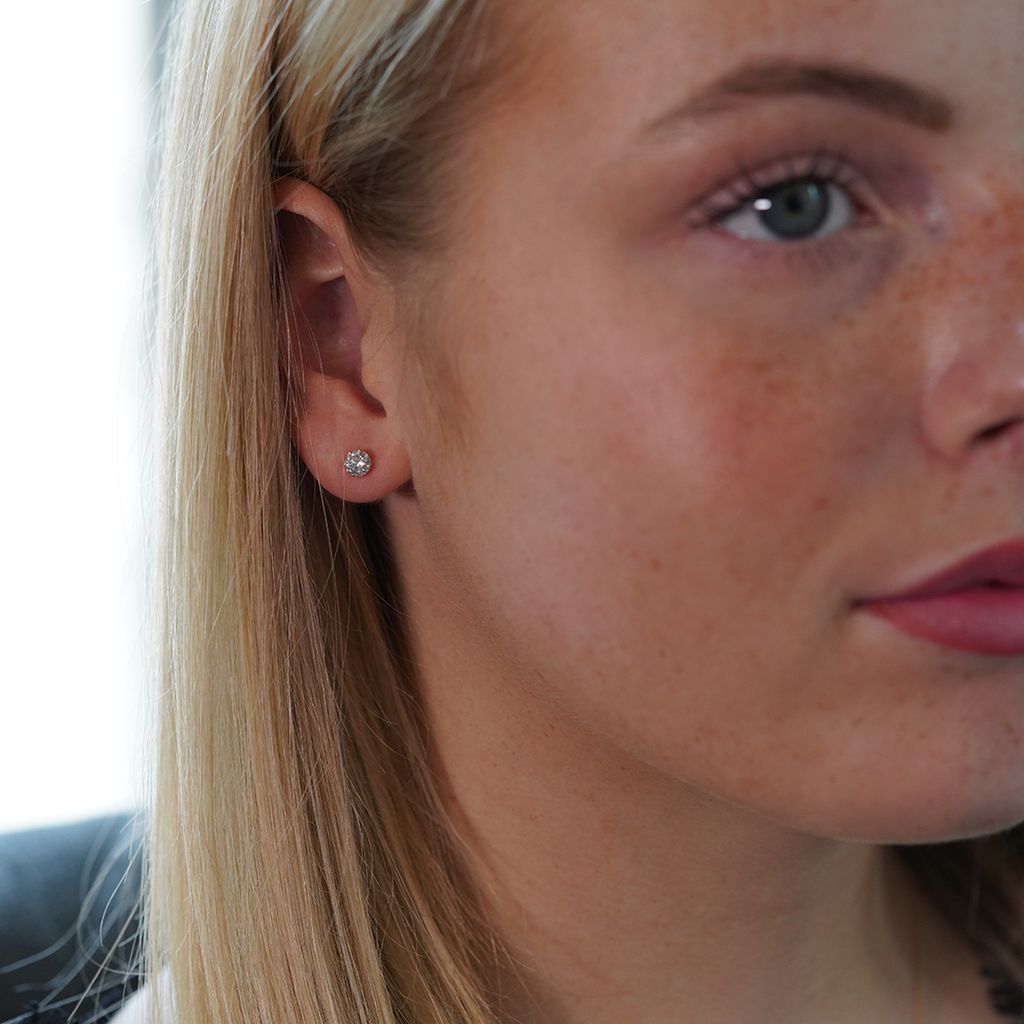 14K Gouden Oorstekers – 0.90 ct Lab Grown Diamant