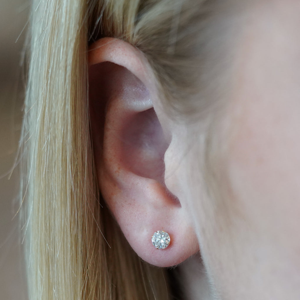 14K Gouden Oorstekers – 0.60 ct Lab Grown Diamant